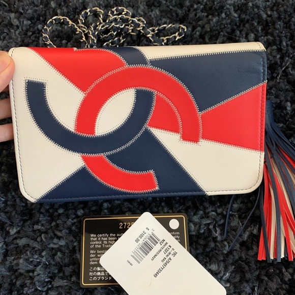 Chanel chain wallet shoulder crossbody bag with tassel - Picture 2 of 12